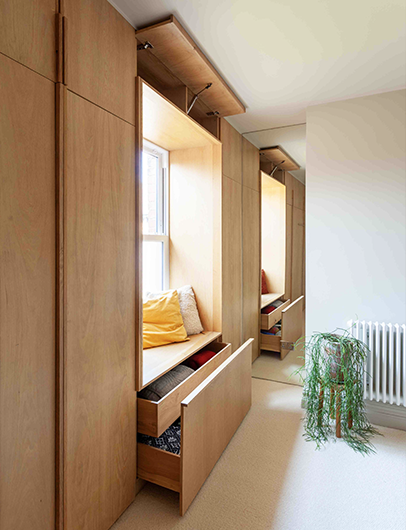 406x530dressingroom2